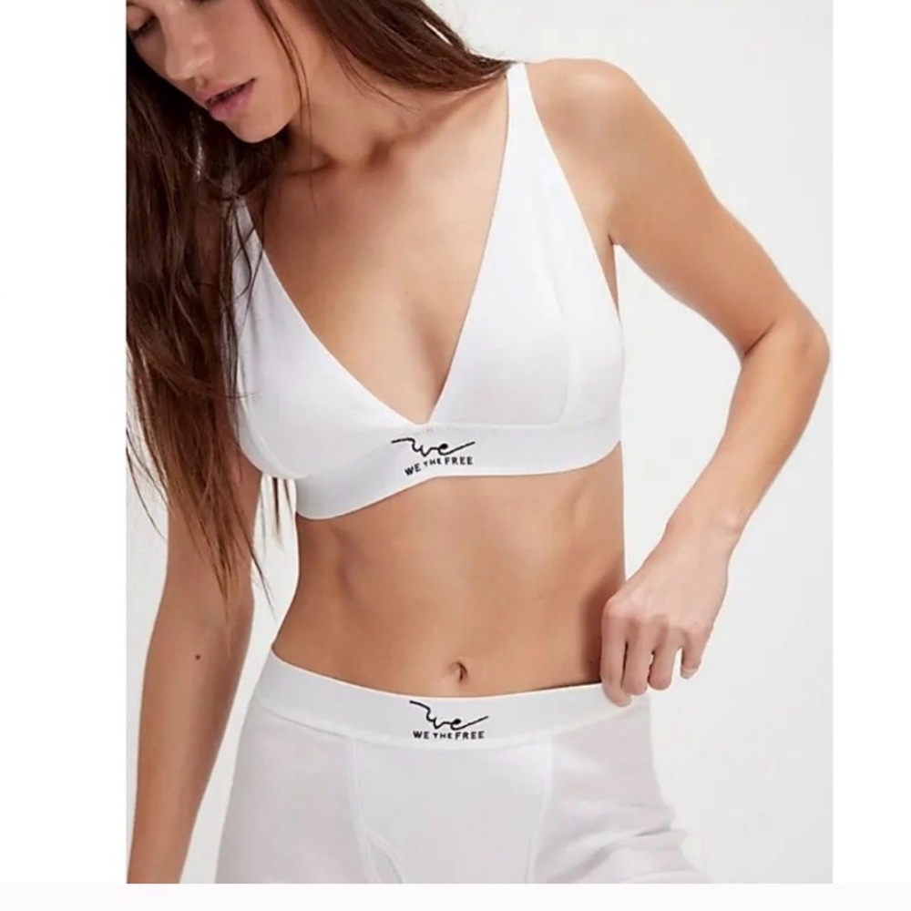 Women’s We The Free white Bralette top/ Bras size m no pads